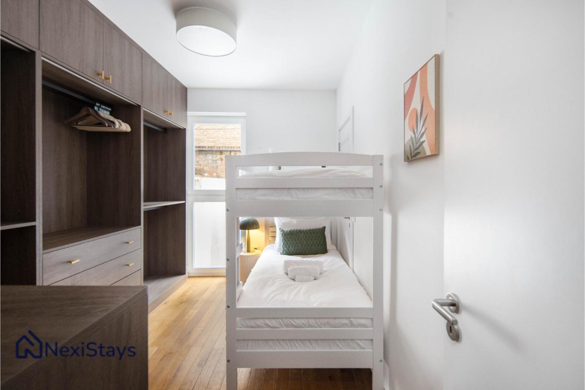 Appartement 1 Min Walk To Euston Station, Modern Townhouse à Londres Extérieur photo