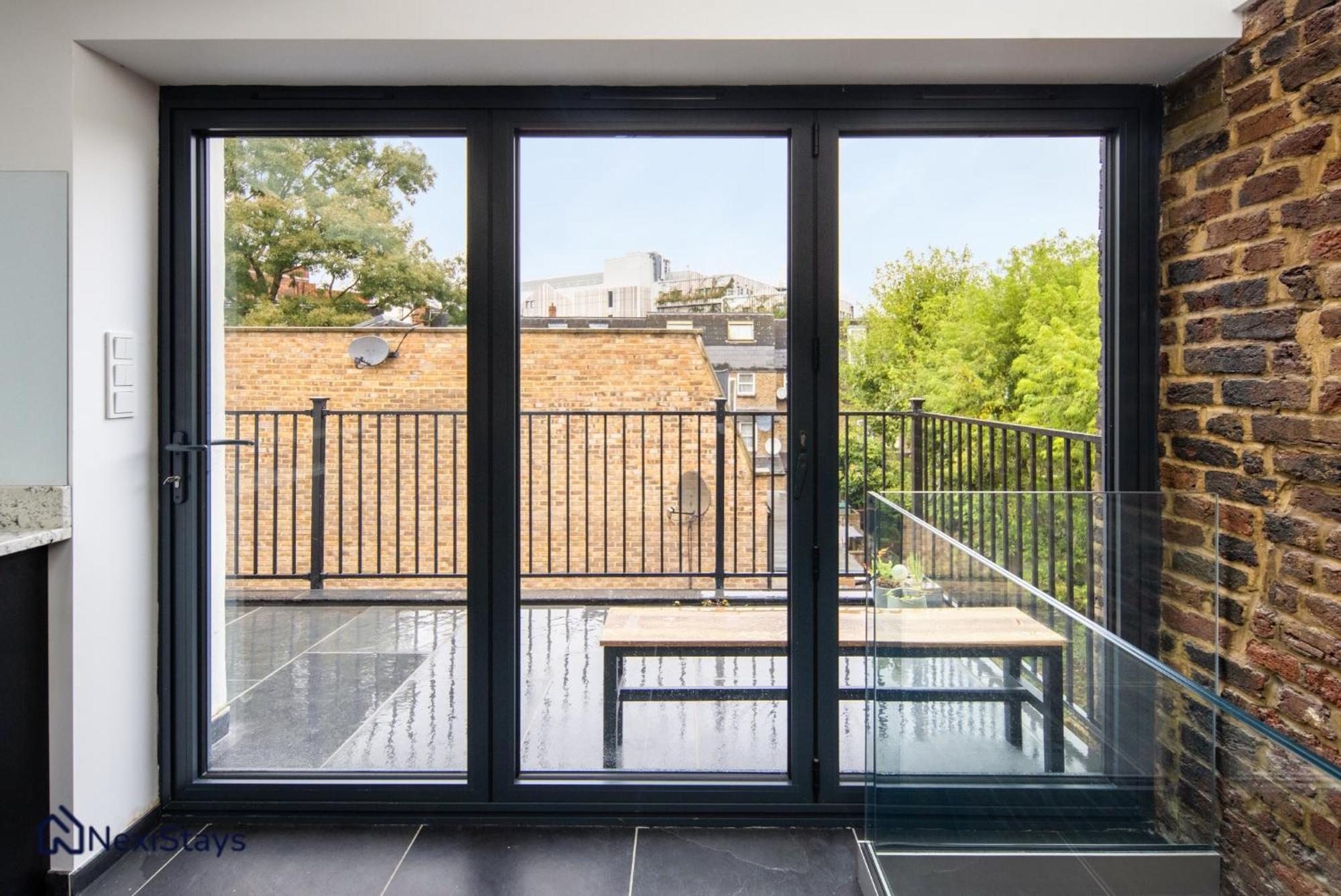 Appartement 1 Min Walk To Euston Station, Modern Townhouse à Londres Extérieur photo