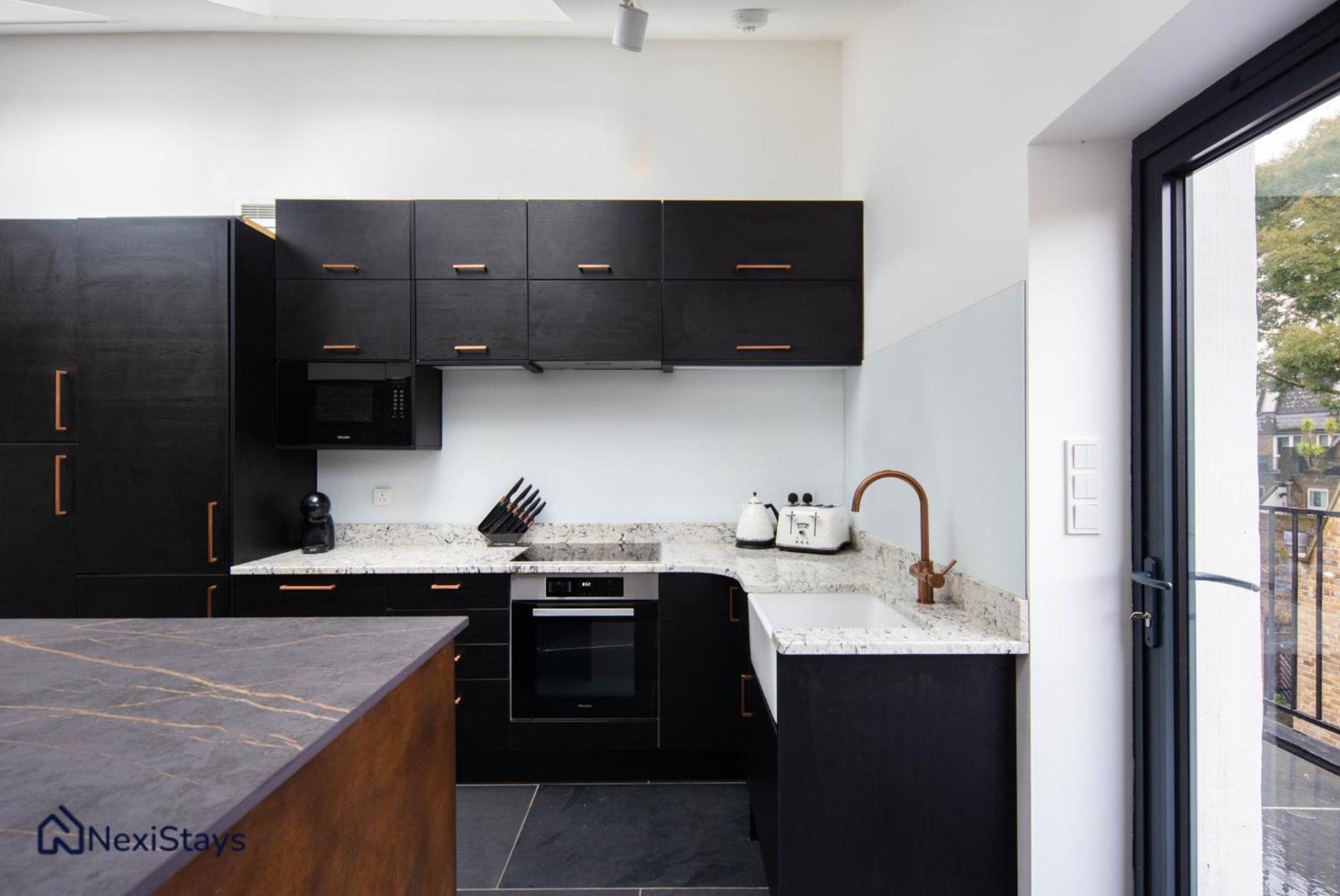 Appartement 1 Min Walk To Euston Station, Modern Townhouse à Londres Extérieur photo
