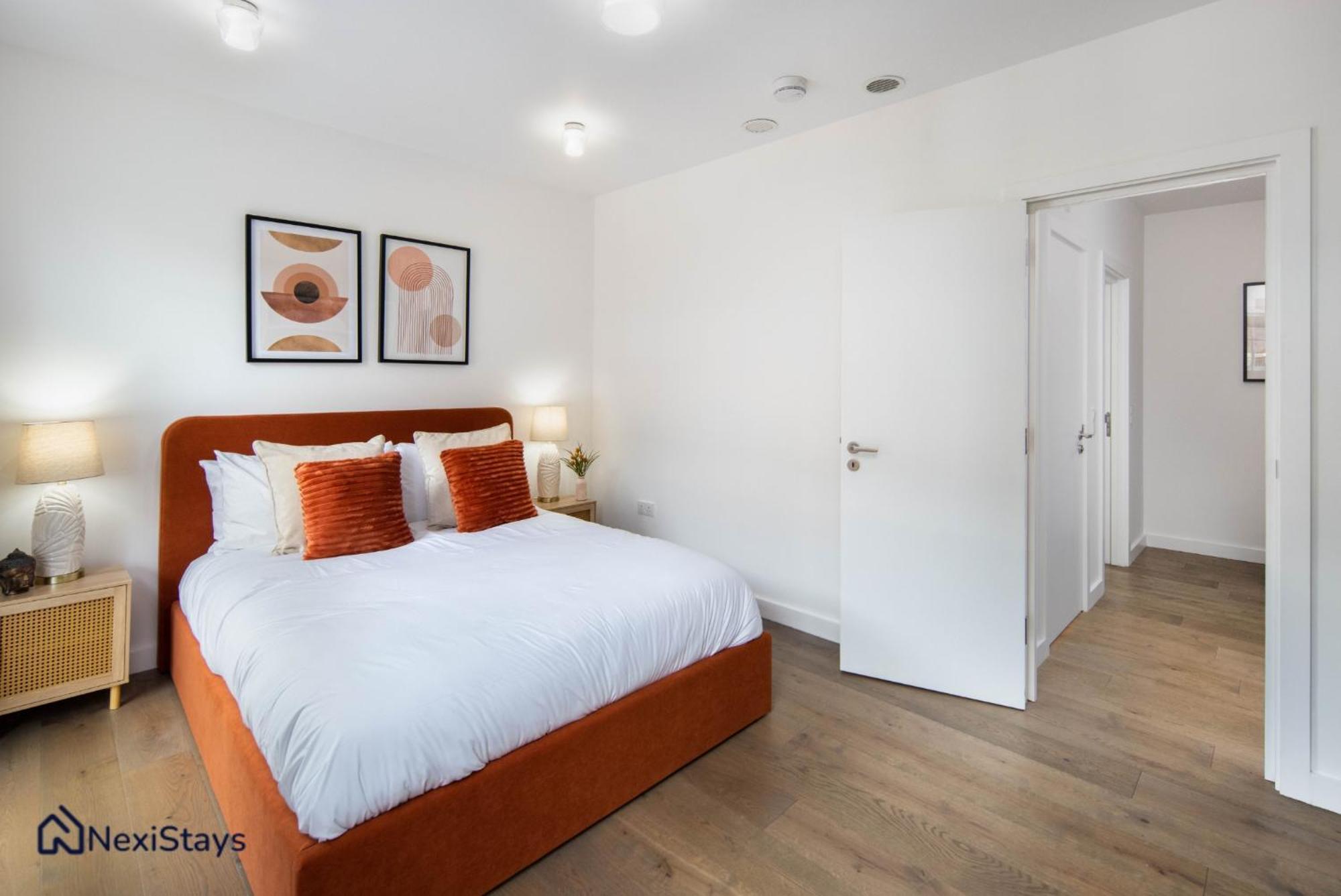 Appartement 1 Min Walk To Euston Station, Modern Townhouse à Londres Extérieur photo