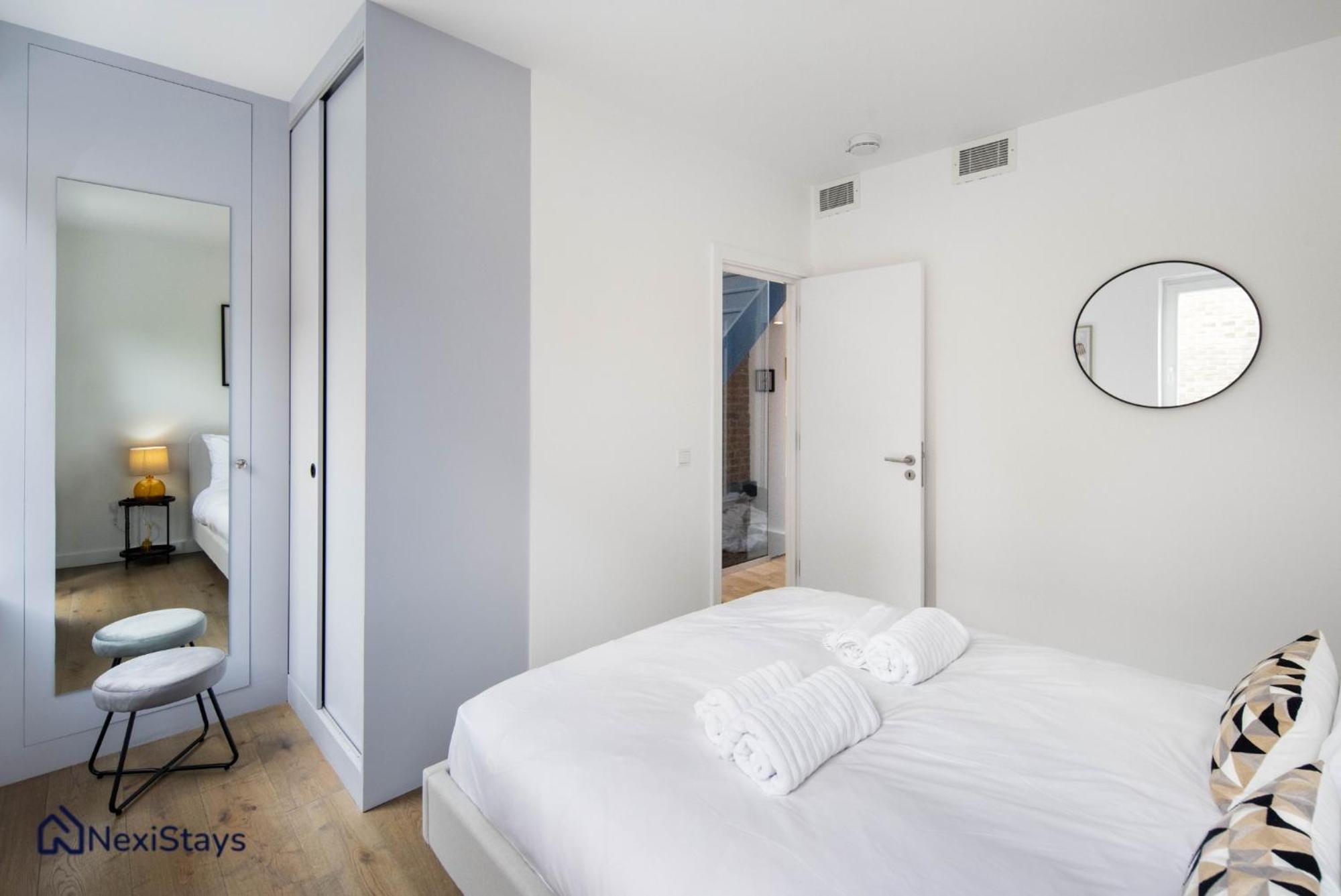 Appartement 1 Min Walk To Euston Station, Modern Townhouse à Londres Extérieur photo