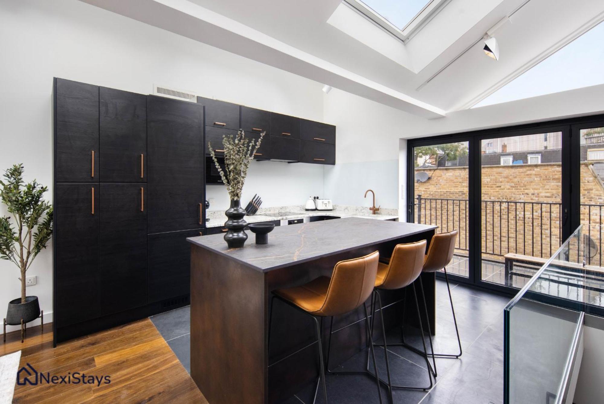 Appartement 1 Min Walk To Euston Station, Modern Townhouse à Londres Extérieur photo
